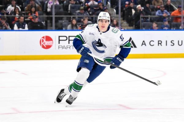 Canucks going for sweep of 5-game Eastern trip, battle Flyers