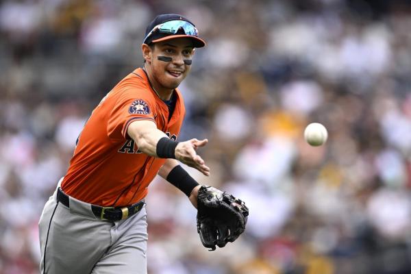 Astros' Mauricio Dubon recovering from thumb surgery thumbnail