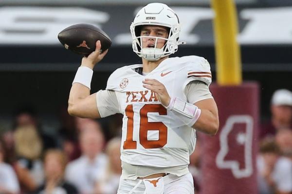 Texas QB Arch Manning off injury report on eve on Vandy game
