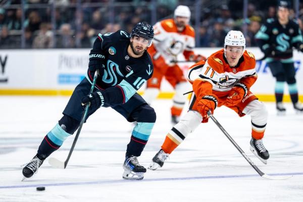 Sharks look to build on rare win as it heads to Seattle