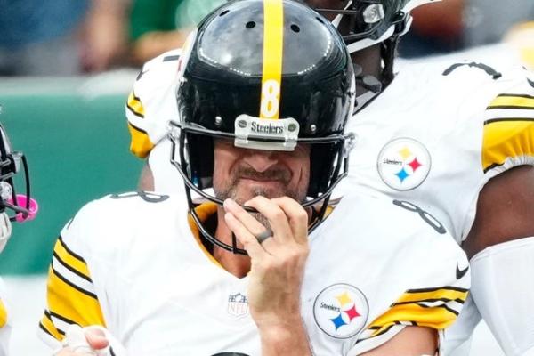 Seahawks search for easy angles to Steelers QB Aaron Rodgers