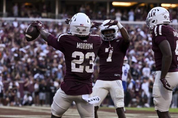 No. 5 Texas A&M holds off Florida to improve to 6-0