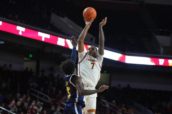 In coach Eric Musselman’s debut, USC disposes of Chattanooga