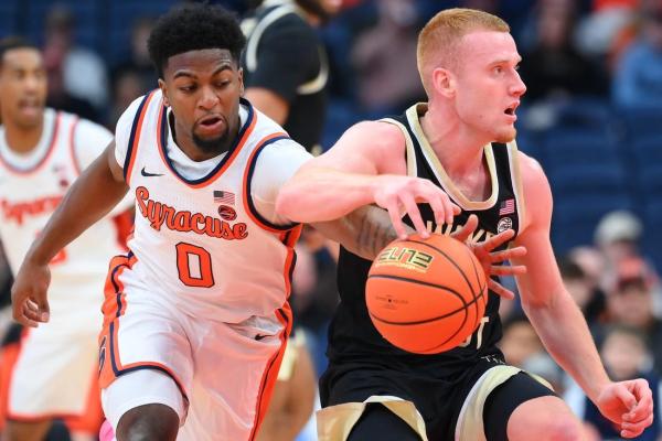 Wake Forest puts away cold-shooting Syracuse