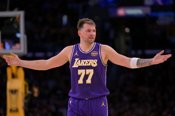 NBA roundup: Luka Doncic burns Mavs, Lakers sweep NBA Cup group