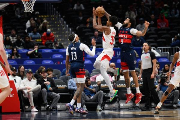 Jakob Poeltl helps Raptors down Wizards, end skid