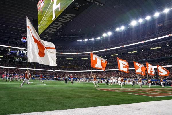 4-star DL James Johnson flips to Texas from Georgia