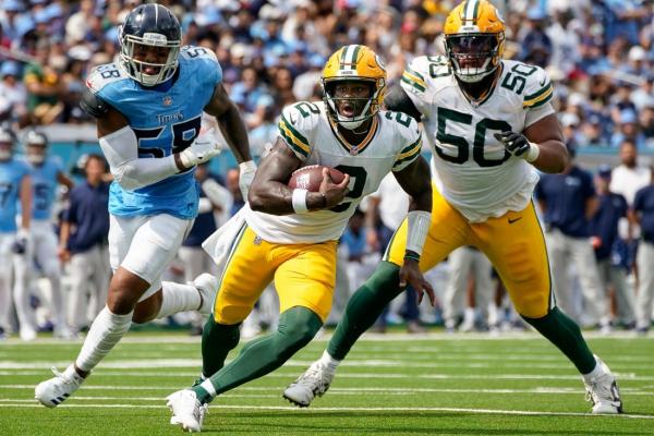 Malik Willis beats former team as Packers roll Titans