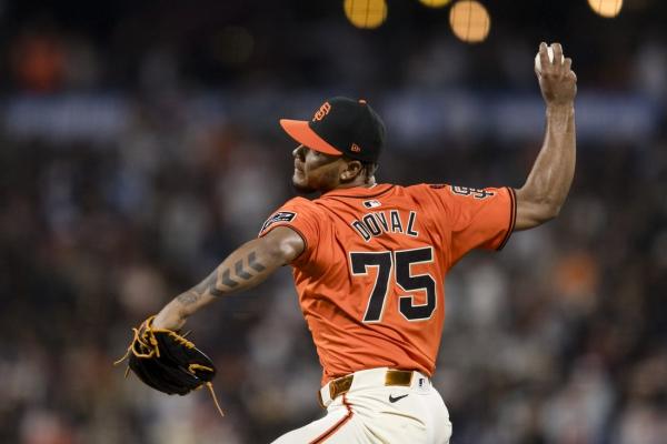 Giants bring back All-Star closer Camilo Doval after Triple-A stint thumbnail