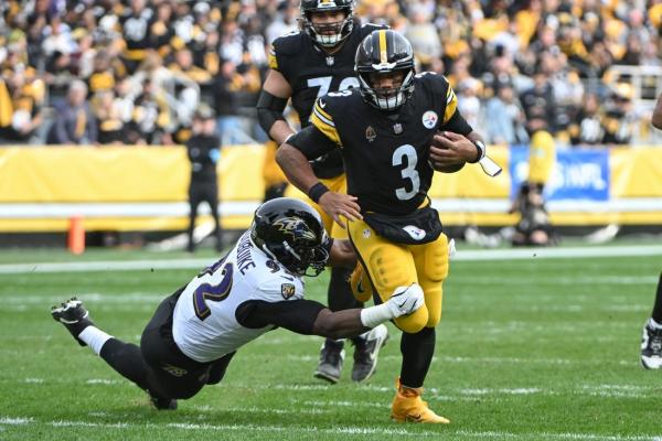 QB Russell Wilson stays in the moment as Steelers take on Browns thumbnail