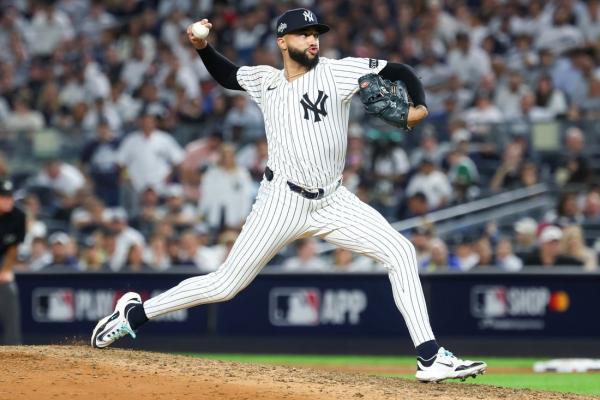 Reports: Mets, RHP Devin Williams agree to 3-year, $51M deal