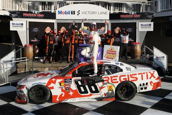 NASCAR's Connor Zilisch falls off car, breaks collarbone
