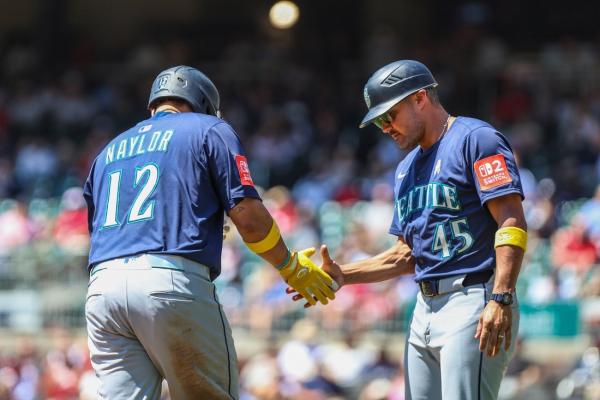 MLB roundup: Mariners bash 5 homers in 18-2 rout of Braves