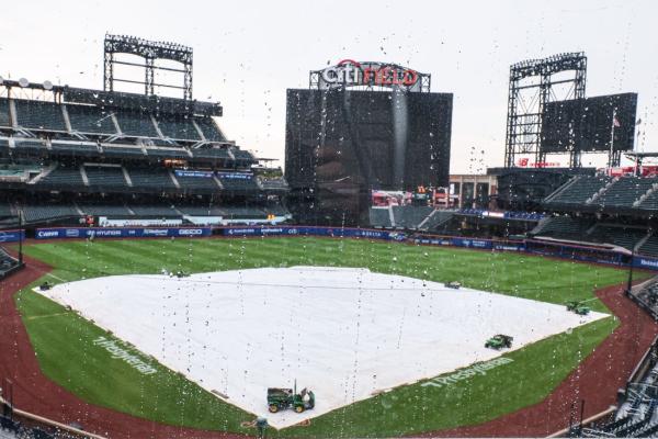 Brewers-Mets rained out, teams to play twice on Wednesday