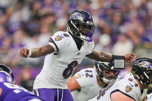 Ravens QB Lamar Jackson (knee) returns to practice