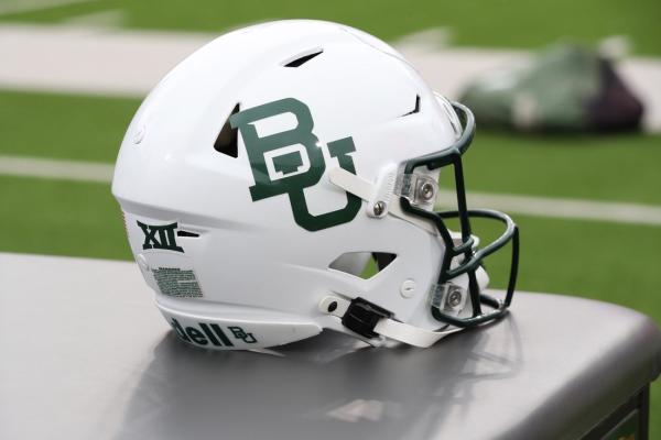 Baylor DL Alex Foster dies at 18