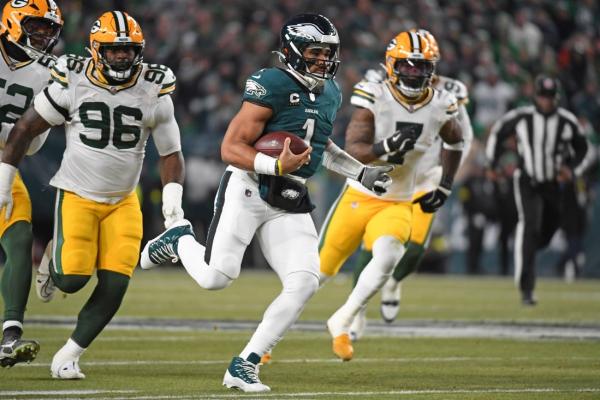 Eagles, Packers to take ‘tush push’ debate on field in Week 10