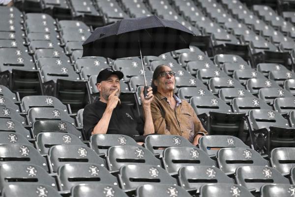 White Sox slash season ticket prices amid terrible season – KNBR