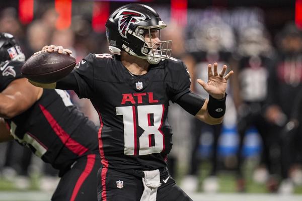 Reports: Falcons QB Kirk Cousins agrees to modified contract