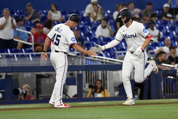 With 13-hit attack, Marlins halt Phillies’ win streak at 6