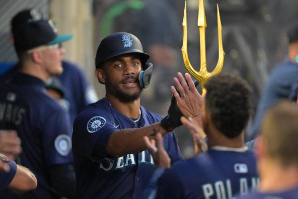 Julio Rodriguez’s homer, steal steer Mariners past Angels