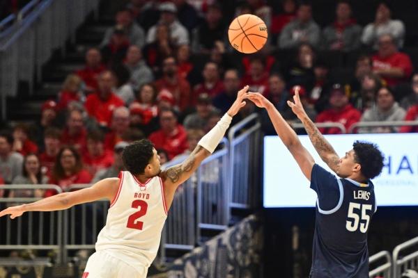 Bryce Lindsay powers Villanova to overtime win against Wisconsin