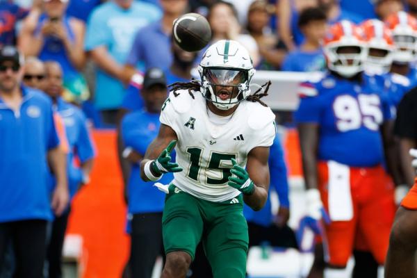 South Florida shocks No 13 Florida for second straight win over ranked team