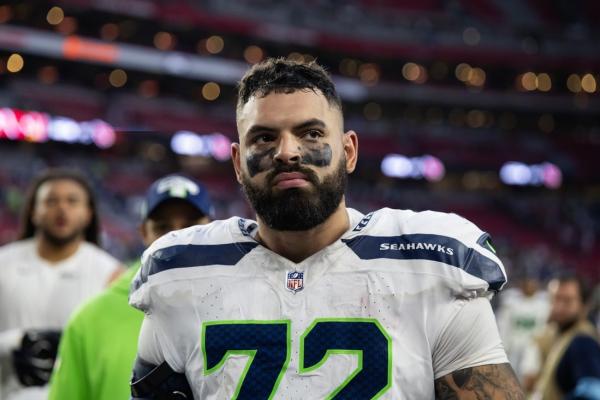 Report: Seahawks OT Abraham Lucas receives 3-year extension
