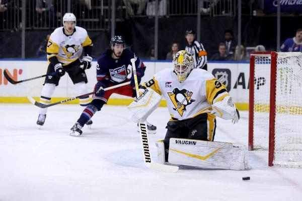 NHL roundup: Penguins, without two stars, edge Rangers