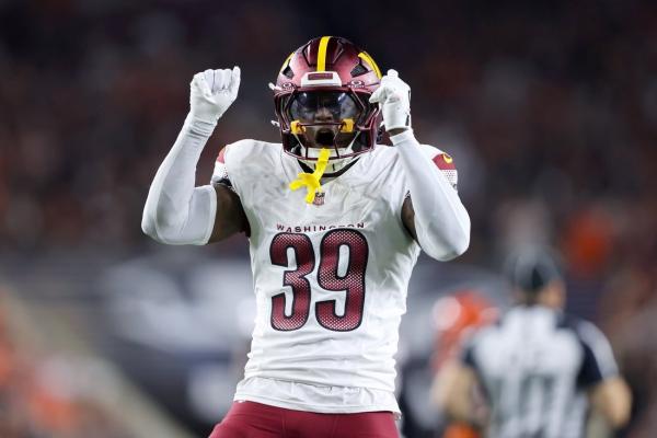 Report: Commanders sign S Jeremy Reaves to extension