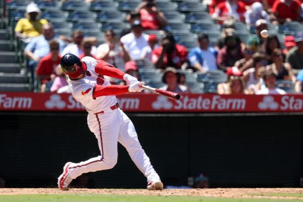 Taylor Ward belts grand slam, Angels rally past A's thumbnail