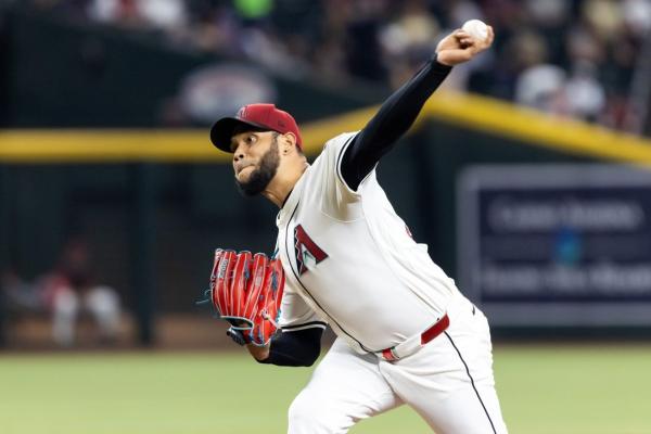 Astros’ Framber Valdez beats D-backs for 10th straight win