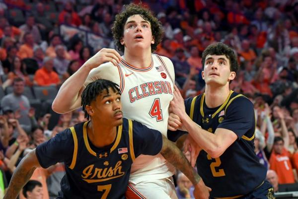 Clemson’s Ian Schieffelin shifting from basketball to football