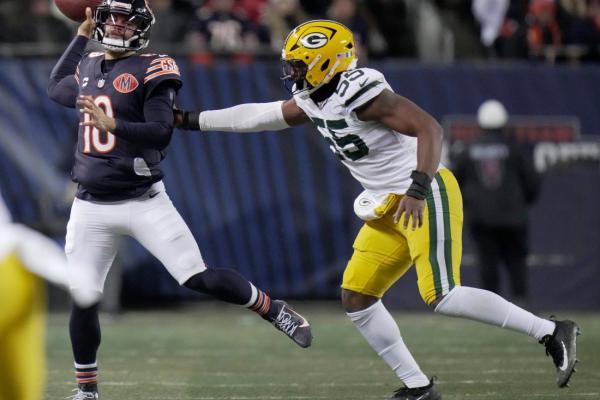 Bears search for 1st playoff win in 15 years vs. rival Packers