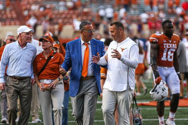 Texas AD on NFL interest in Steve Sarkisian: ‘That’s stupid’