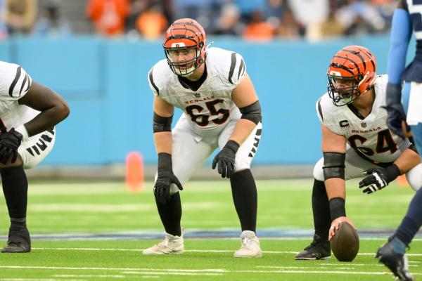 Bengals release starting OL Alex Cappa