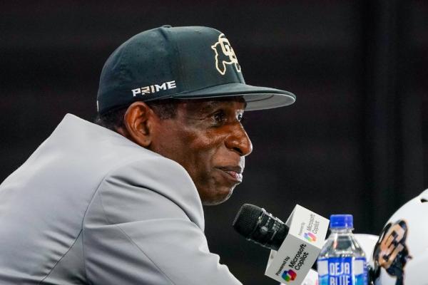 Deion Sanders’ medical team to address Monday news conference