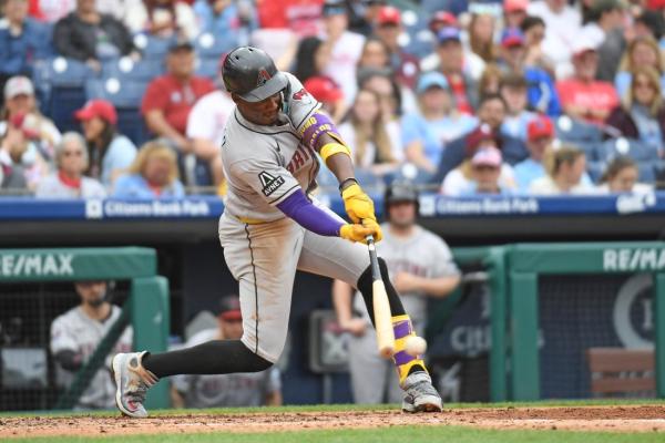 Diamondbacks outlast Phillies in 10 innings to avoid sweep