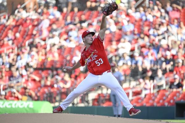 Five-run inning carries Cardinals past Reds