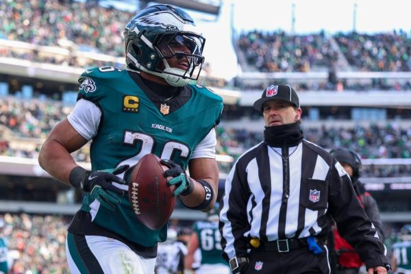Eagles RB Saquon Barkley (stinger) appears on injury report