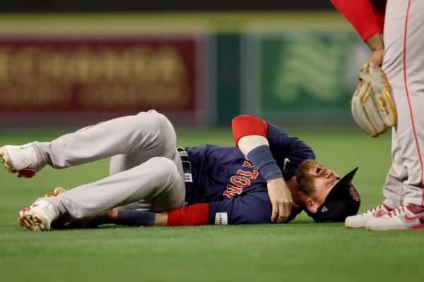 Speedy recovery story — Red Sox SS Trevor Story returns from shoulder surgery