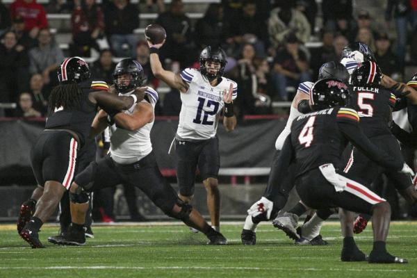 Northwestern pulls away from error-prone Maryland