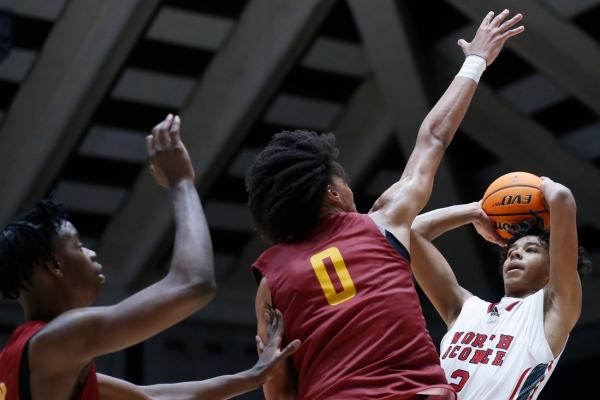 UNC lands commitment of 2025 top 10 F Caleb Wilson