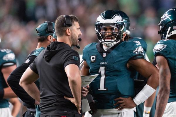 Eagles coach Nick Sirianni not second-guessing FG decision despite one-point loss thumbnail