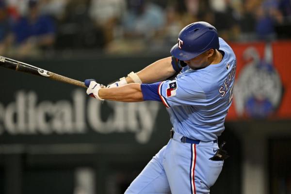Merrill Kelly produces gem, Rangers complete sweep of Guardians