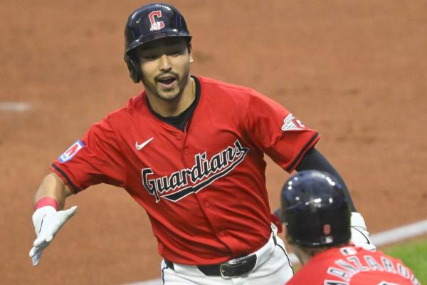 Jose Ramirez, Steven Kwan power Guardians past Reds