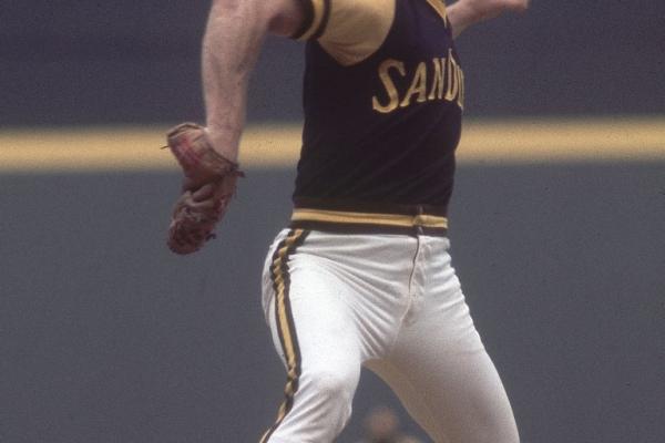 Padres icon, Cy Young winner Randy Jones dies at 75