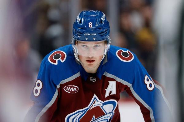 Avs looking to start new streak vs. red-hot Rangers