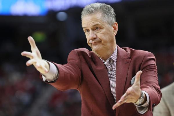 John Calipari preparing for boos when Arkansas visits No. 12 Kentucky