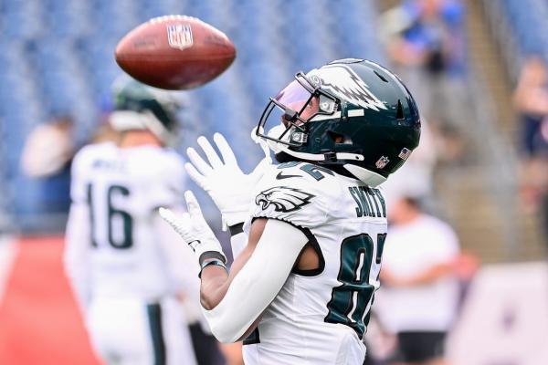 CB Darius Slay among three Eagles starters out with injuries thumbnail